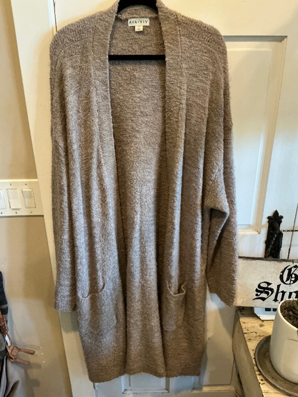 Ava Viv full size cardigan perfect for Fall! Oversized yet plus size 4x